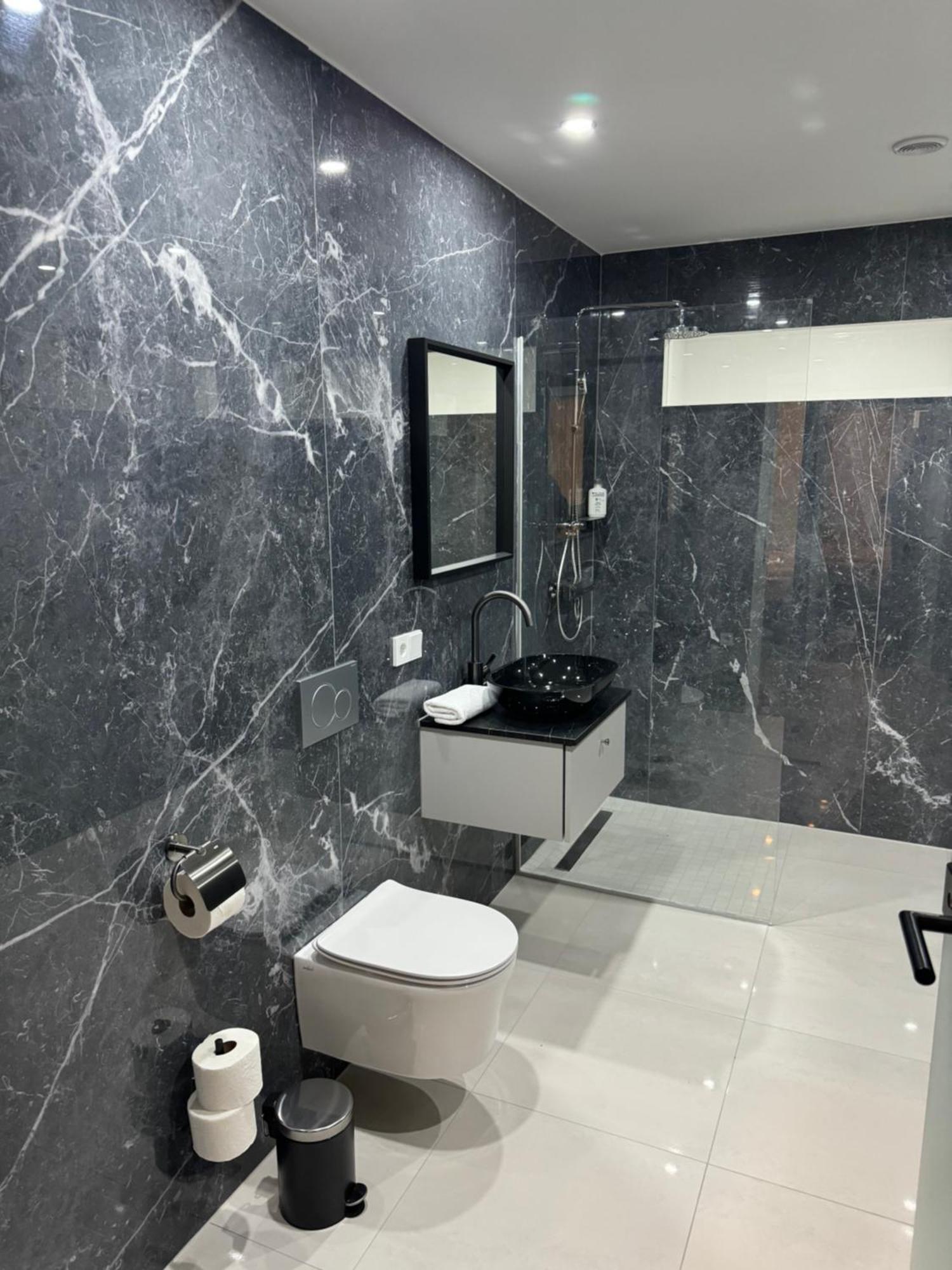 Design Apartment In The Centre Of فيينا المظهر الخارجي الصورة